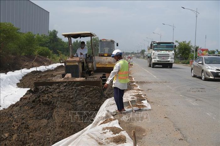 Dự án Nâng cấp, mở rộng đường tỉnh 878 có tổng mức đầu tư xây dựng hơn 625 tỷ đồng.