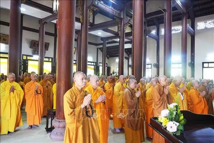 Chư tăng ni dự Lễ cúng dường nhân Đại lễ Vu Lan 2026 tại Chùa Từ Đàm, phường Thuận Hóa, thành phố Huế.