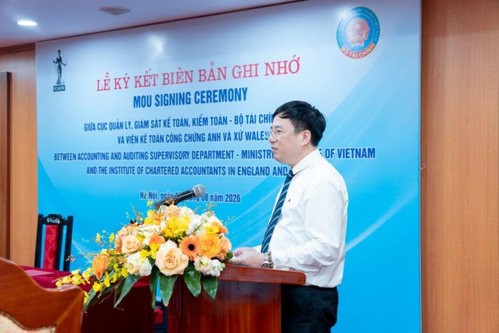 Ông Đặng Quyết Tiến, Cục trưởng Cục Quản lý, Giám sát kế toán, kiểm toán phát biểu tại sự kiện.