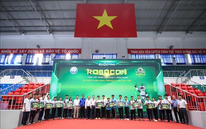 Vòng chung kết Cuộc thi có tổng cộng 38 đội, gồm 16 đội Bảng A, 16 đội Bảng B và 6 đội Bảng C cùng tranh tài.