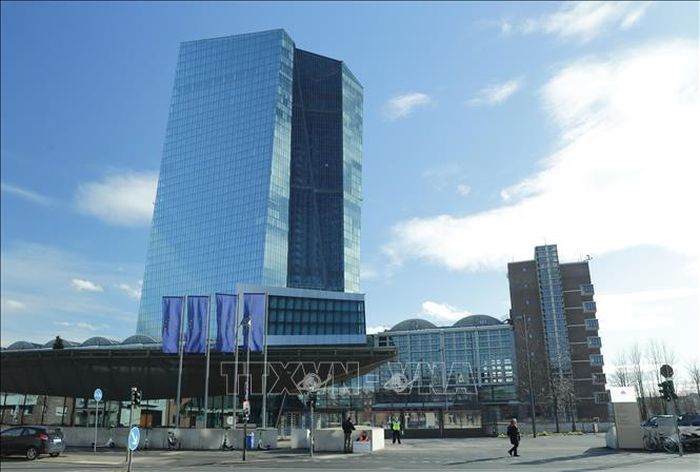 Trụ sở Ngân hàng Trung ương châu Âu (ECB) ở Frankfurt (Đức). Ảnh: THX/TTXVN