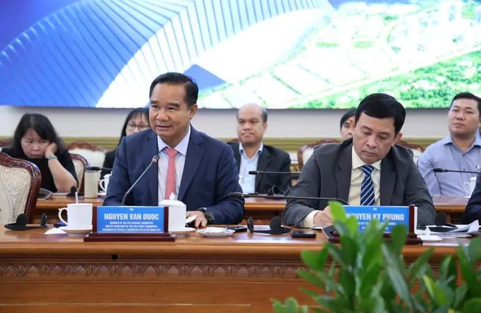 Chủ tịch UBND TPHCM phát biểu tại hội nghị
