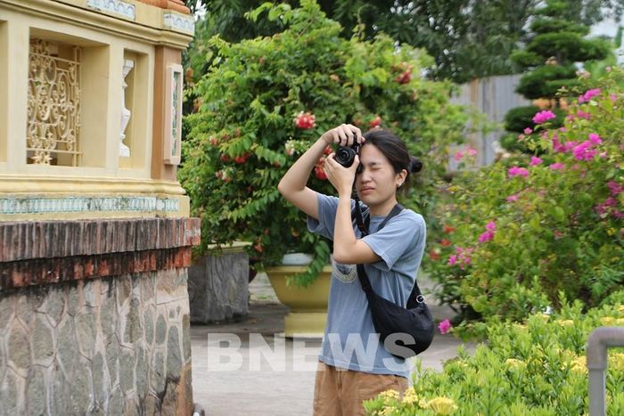 Kiến trúc chùa Vĩnh Tràng là một trong những điểm thu hút du khách. Ảnh: Hồng Thái-TTXVN