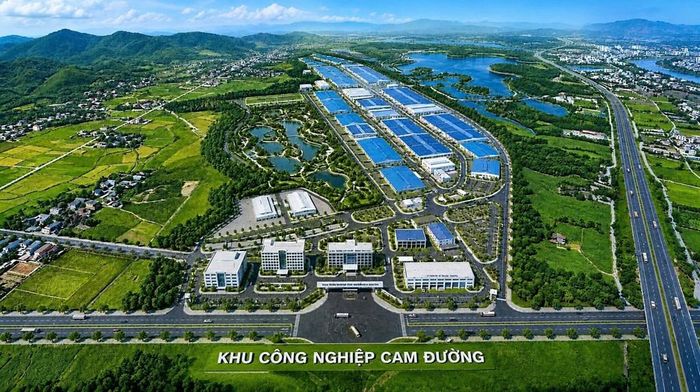  Sự phát triển của thương mại điện tử, trung tâm dữ liệu và các ngành sản xuất công nghệ cao đang trực tiếp định hình lại cơ cấu nhu cầu của bất động sản công nghiệp. Ảnh minh họa: BNEWS/TTXVN phát