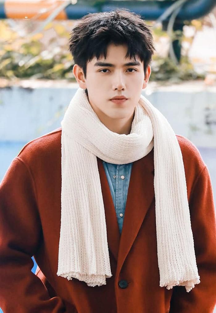 Với Trần Phi Vũ, đây là vai diễn đáng chú ý bởi nam diễn viên từng tạo được dấu ấn rõ nét ở dòng phim thanh xuân, tình cảm.