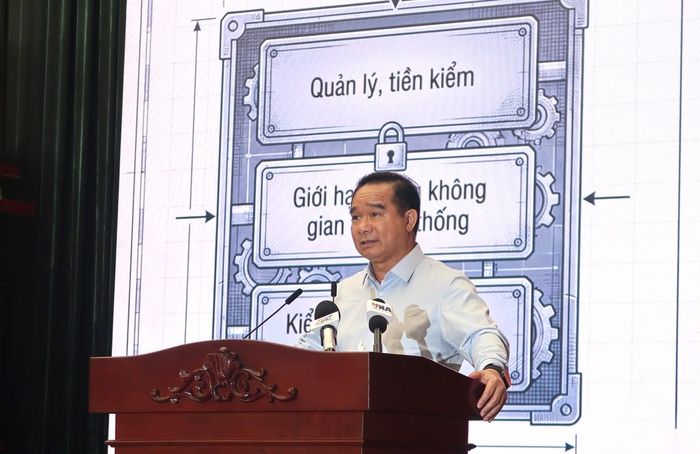 Ông Nguyễn Văn Được, Ủy viên Trung ương Đảng, Phó Bí thư Thành ủy, Chủ tịch UBND TPHCM, phát biểu