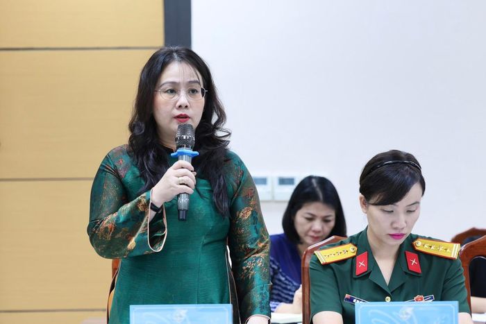 Bà Nguyễn Thị Thùy Linh, Phó Chủ tịch Ủy ban MTTQ Việt Nam thành phố, Chủ tịch Hội LHPN thành phố Cần Thơ, phát biểu