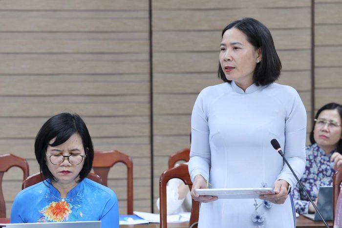 Bà Lê Kim Anh, Phó Chủ tịch Ủy ban MTTQ Việt Nam thành phố, Chủ tịch Hội LHPN thành phố Hà Nội, phát biểu