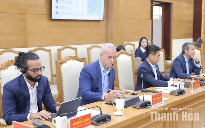 Các thành viên đoàn công tác của USABC tham gia buổi làm việc.