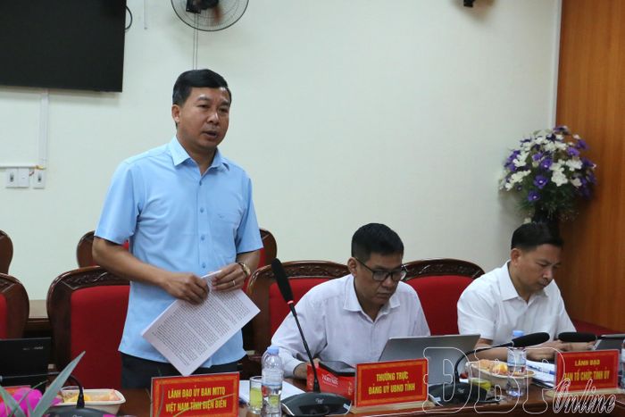 Đại diện lãnh đạo Ủy ban Mặt trận Tổ quốc Việt Nam tỉnh phát biểu ý kiến tại buổi làm việc.