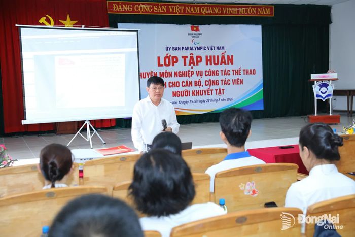 Lớp tập huấn chuyên môn, nghiệp vụ công tác thể thao dành cho cán bộ, cộng tác viên người khuyết tật năm 2026 tại Đồng Nai. Ảnh: Huy Anh