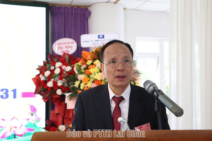 Đồng chí Nguyễn Viết Mạnh - Chủ tịch Hội Nhà báo khóa III khai mạc đại hội.