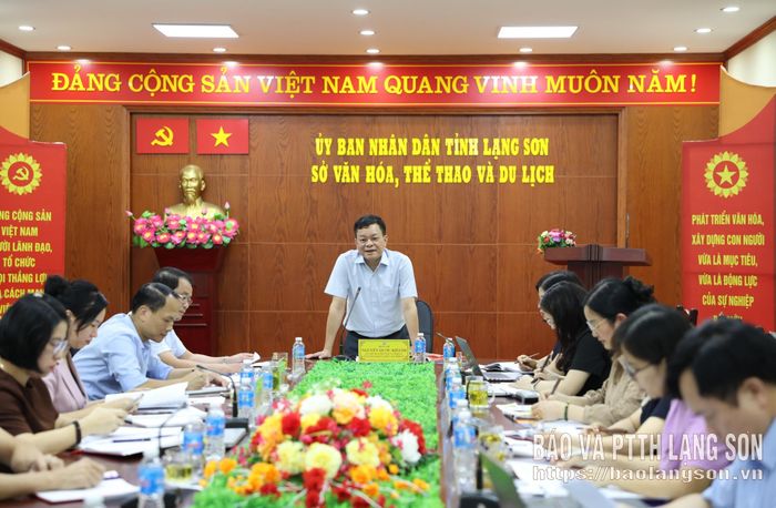 Đồng chí Nguyễn Quốc Khánh, Ủy viên Ban Thường vụ Tỉnh ủy, Trưởng Ban Tuyên giáo và Dân vận Tỉnh ủy phát biểu kết luận buổi làm việc