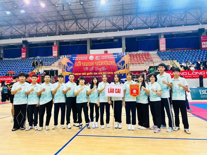 Đoàn VĐV Lào Cai tham dự giải.