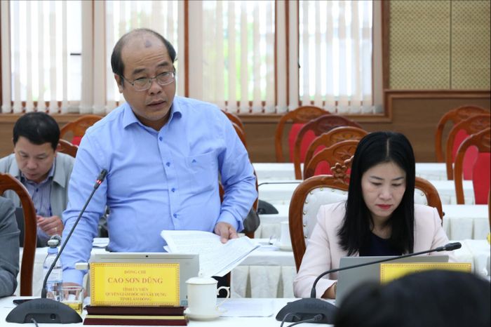 Quyền Giám đốc Sở Xây dựng Cao Sơn Dũng thông tin các phương án ứng phó thiên tai của đơn vị