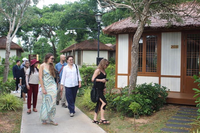 Thông qua đợt khảo sát, các thành viên của đoàn Famtrip sẽ tiếp tục xây dựng các gói sản phẩm phù hợp với nhu cầu và sở thích của nhiều tệp khách hàng