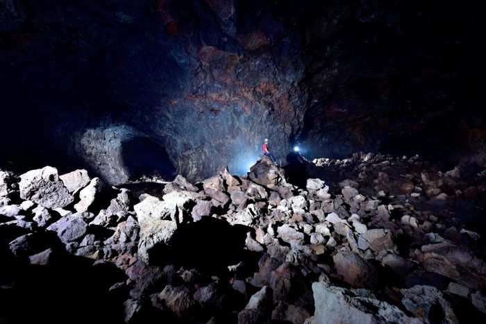 Hệ thống hang động núi lửa Krông Nô có chiều dài khoảng 25km với nhiều hang động lớn nhỏ