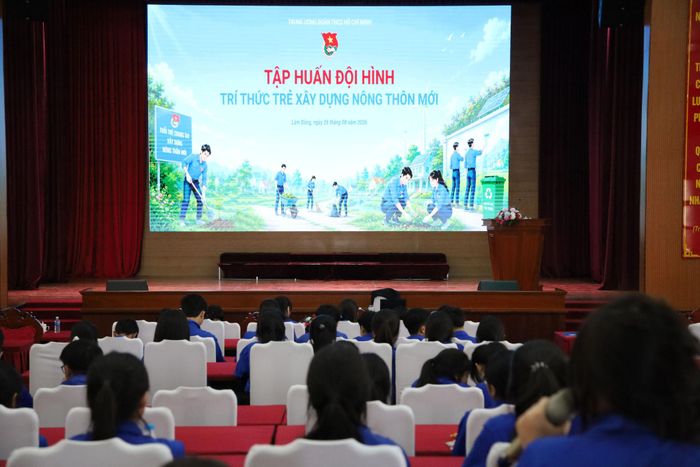 Tổ chức tập huấn Đội hình Tri thức trẻ xây dựng nông thôn mới