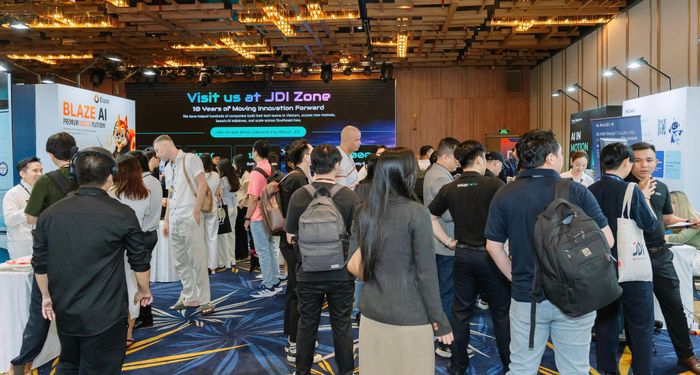 Khu vực triển lãm thu hút sự chú ý của nhiều doanh nghiệp trong và ngoài nước