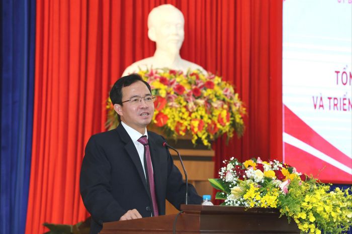 Bí thư Đảng ủy phường Xuân Hương - Đà Lạt Nguyễn Văn Lộc phát biểu chỉ đạo tại hội nghị