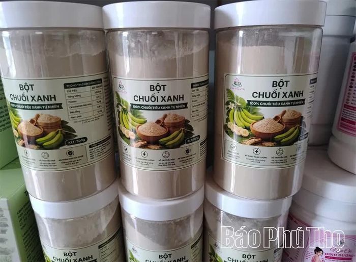 Sản phẩm bột chuối tiêu xanh được Hợp tác xã Sản xuất và Kinh doanh Liên Hoa Chi phát triển từ nguồn nguyên liệu tại địa phương.