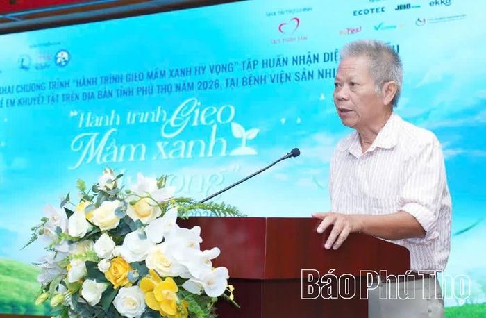 Đại diện Trung tâm II, Hội Cứu trợ trẻ tàn tật Việt Nam phát biểu tại chương trình.