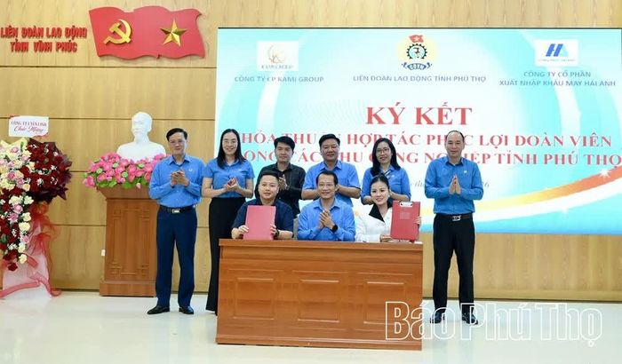 Ký kết thỏa thuận hợp tác phúc lợi đoàn viên giữa Liên đoàn Lao động tỉnh với các doanh nghiệp.