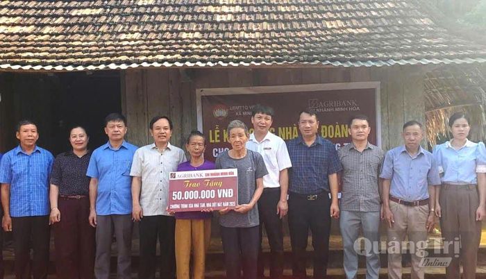 Xã Minh Hóa khởi công xây dựng nhà “Đại đoàn kết” cho hộ dân có hoàn cảnh khó khăn trên địa bàn - Ảnh: C.H