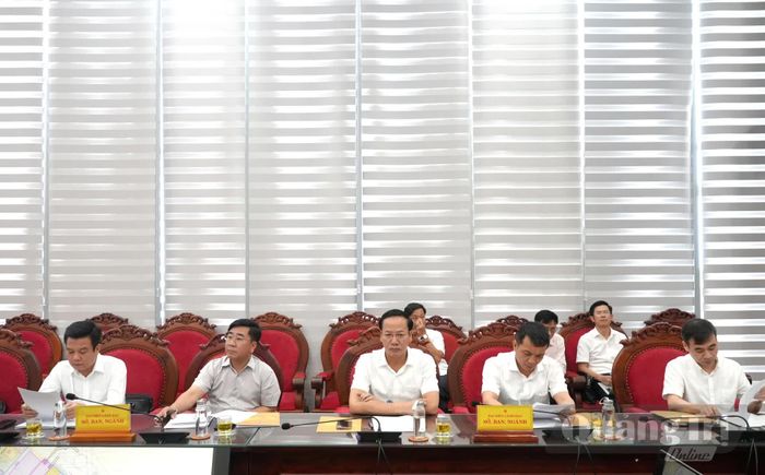 Lãnh đạo các sở, ngành của tỉnh Quảng Trị tham dự buổi làm việc - Ảnh: T.Đ