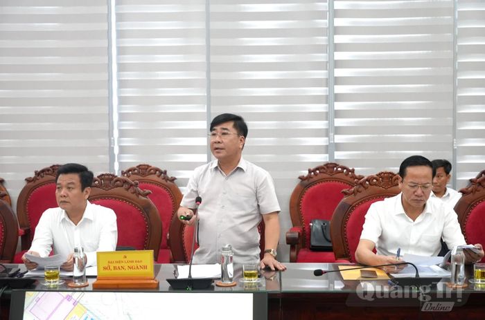Lãnh đạo Ban Quản lý Khu kinh tế tỉnh phát triển tại buổi làm việc - Ảnh: T.Đ
