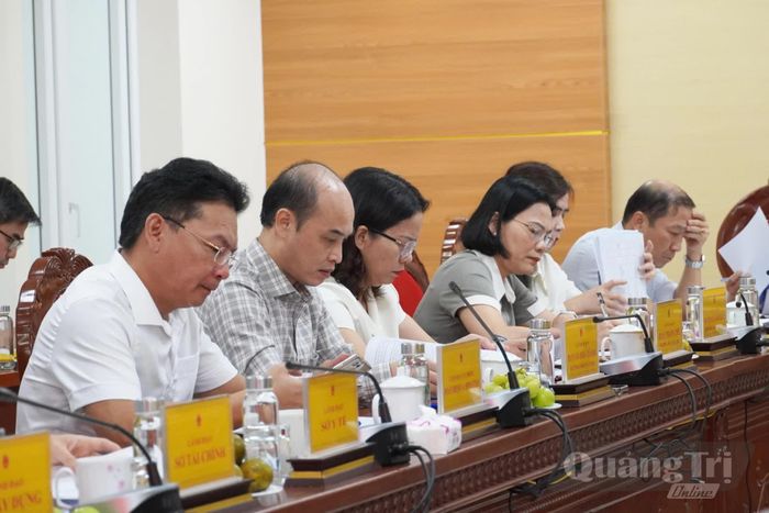 Các đại biểu tham dự buổi làm việc - Ảnh: X.P