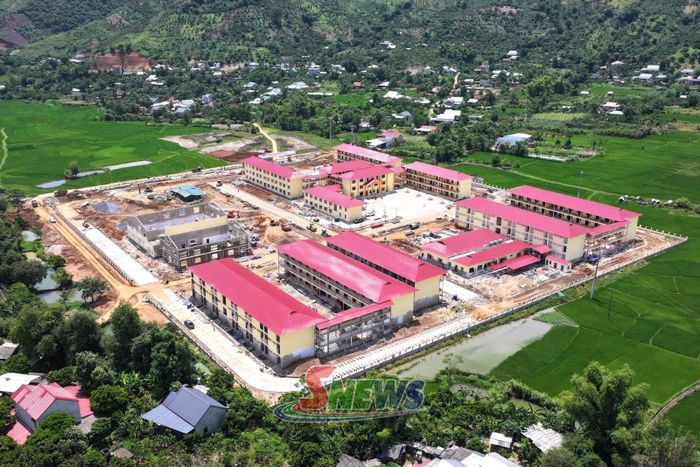 Trường liên cấp biên giới tại xã Mường Hung đang dần hoàn thiện.Ảnh: An Hảo