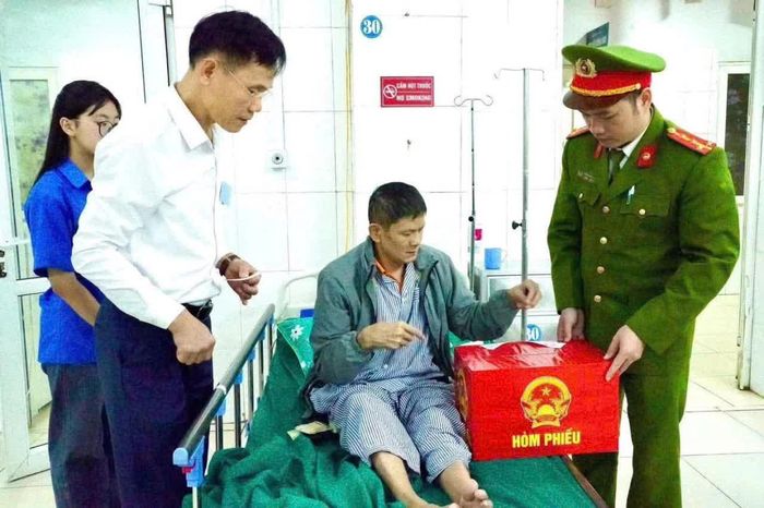 Công an phường Hà Giang 2 phối hợp cùng các tổ chức chính trị, xã hội thực hiện các nhiệm vụ chính trị.