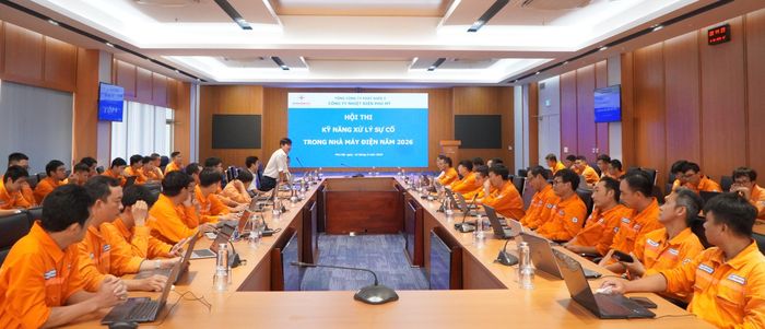 Khai mạc cuộc thi với tất cả các ca vận hành của công ty.