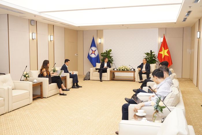 EDPR là đơn vị thành viên thuộc Tập đoàn Điện lực Bồ Đào Nha (EDP) và là một trong những nhà phát triển năng lượng tái tạo hàng đầu thế giới.
