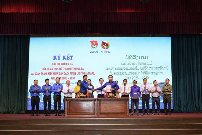 Ký kết hợp tác giữa Đoàn TNCS Hồ Chí Minh tỉnh Gia Lai và Đoàn Thanh niên Nhân dân Cách mạng tỉnh Salavan (CHDCND Lào).