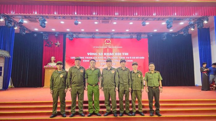 Toàn xã hiện có 11 Tổ bảo vệ an ninh, trật tự với 33 thành viên