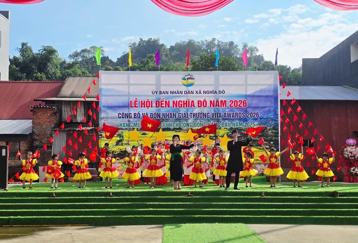 Hình ảnh Chương trình nghệ thuật tại Lễ hội đền Nghĩa Đô năm 2026. Ảnh: Trần Thắng