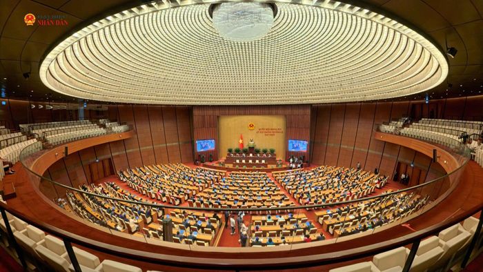 Toàn cảnh phiên bế mạc Kỳ họp không thường lệ thứ Nhất, Quốc hội khóa XVI. Ảnh: Quang Khánh