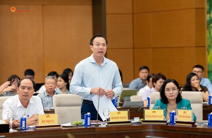 Thứ trưởng Bộ Giáo dục và Đào tạo Đoàn Trung Kiên phát biểu