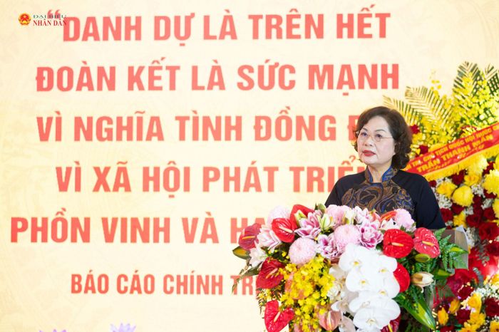 Phó Chủ tịch Quốc hội Nguyễn Thị Hồng phát biểu