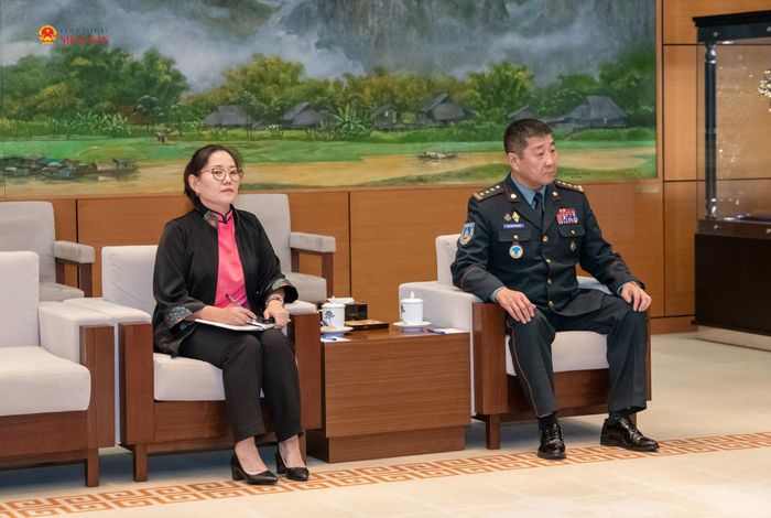 Các đại biểu tại cuộc tiếp