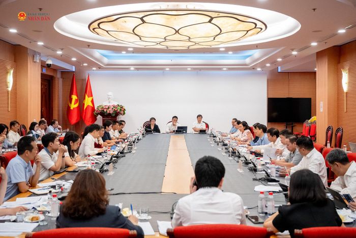 Toàn cảnh phiên họp