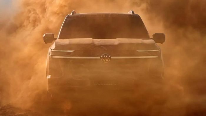 Volkswagen Amarok mới lộ diện. Ảnh: VW
