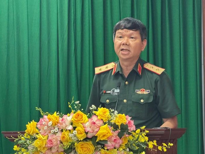  Trung tướng, PGS.TS Vũ Cương Quyết, Viện trưởng Viện Chiến lược và Lịch sử quốc phòng Việt Nam, phát biểu tổng hợp hội thảo. 