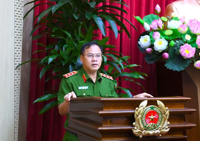 Thứ trưởng Nguyễn Văn Long phát biểu tại hội nghị.
