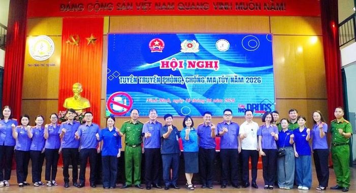 Phòng CSĐT tội phạm về ma túy Công an tỉnh Ninh Bình phối hợp Viện KSND khu vực 7 tổ chức chương trình tuyên truyền ma túy tại Đại học điều dưỡng.