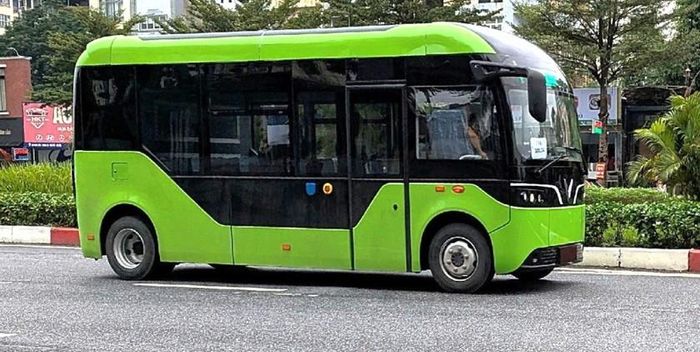 Hội đồng nhân dân đề nghị Ủy ban nhân dân tỉnh tổ chức thực hiện ngay các nghị quyết về hỗ trợ đưa đón học sinh bằng xe buýt năng lượng xanh, sạch. Ảnh: Minh họa