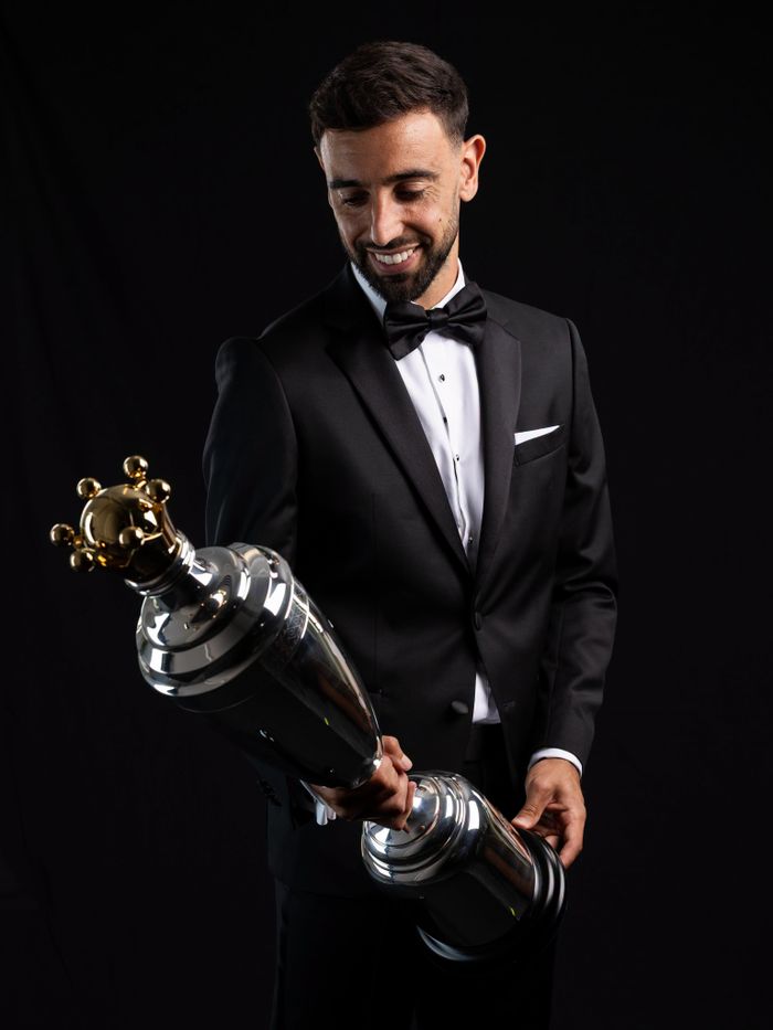 Kỷ lục 21 kiến tạo trong một mùa đã giúp Bruno Fernandes giành được giải thưởng PFA