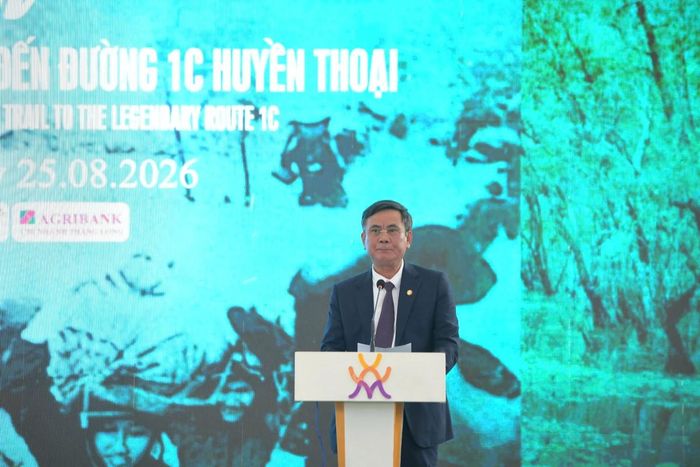 Phó Chủ tịch Ủy ban Trung ương Mặt trận Tổ quốc Việt Nam Trần Thắng phát biểu tại lễ khai mạc. Ảnh: Thương Nguyễn
